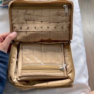 Travel pouch